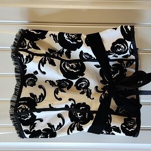 WHBM Beautiful Floral Bustier, Size 4